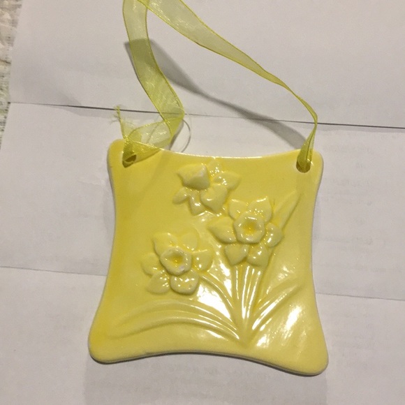 Flower tiles Hanging Decor 4 tiles Purple Blue & yellow Ceramic 5 x 5” Beauties - Picture 9 of 16